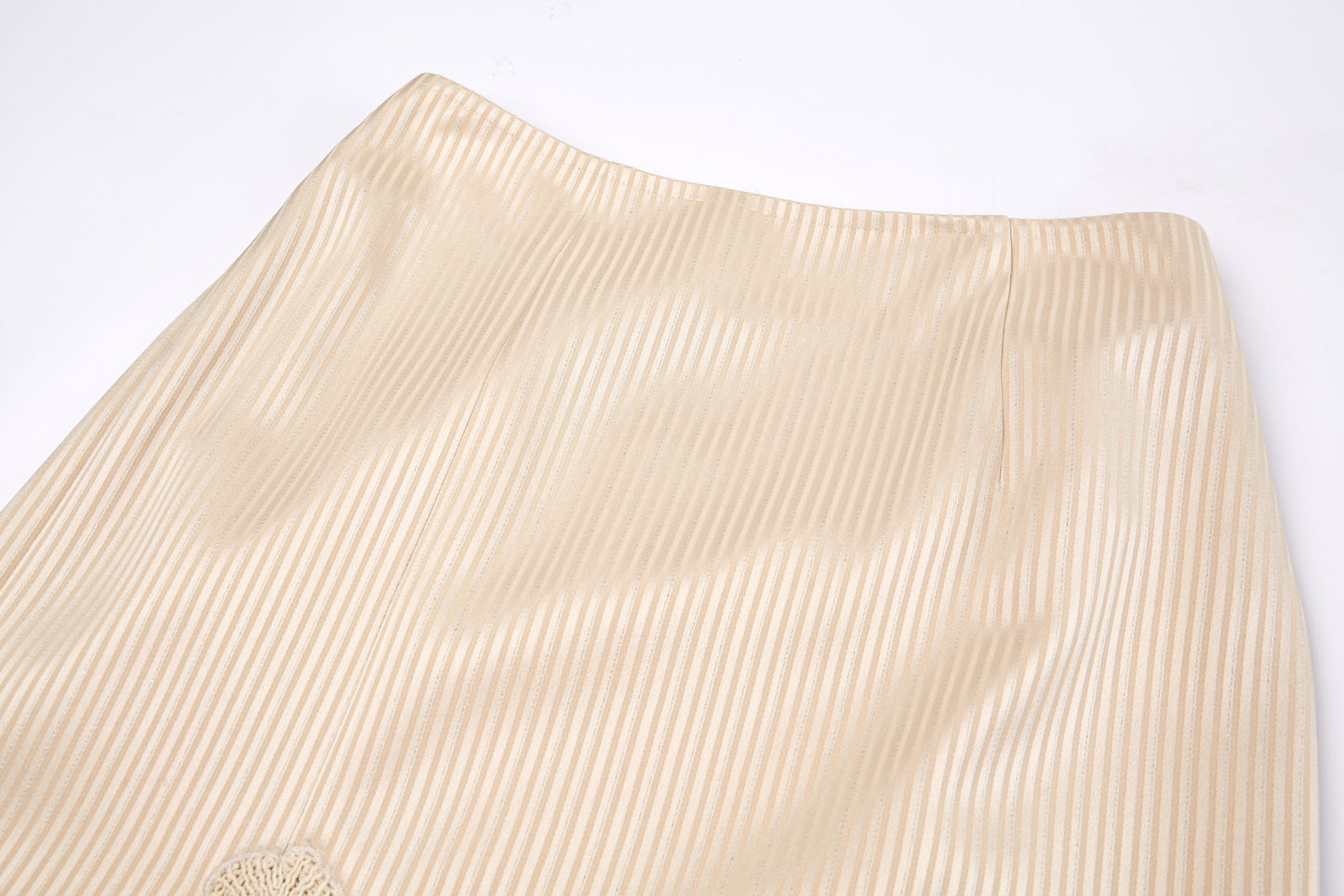 Embroidered Straight Skirt