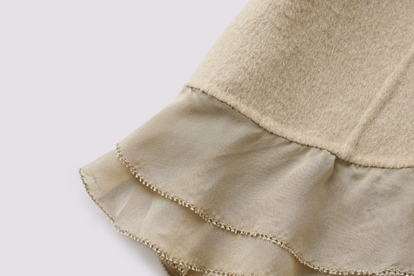 Yak wool coat with leaf edges