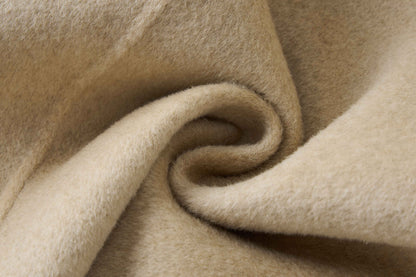 Yak wool coat with leaf edges