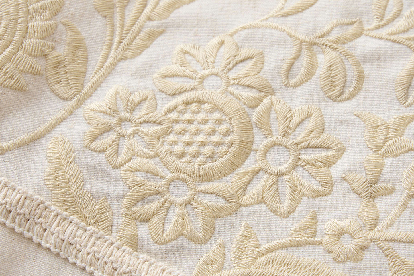 Linen embroidered skirt