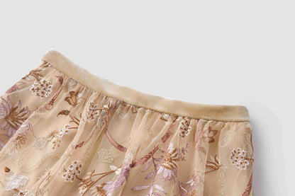 Embroidered large half skirt