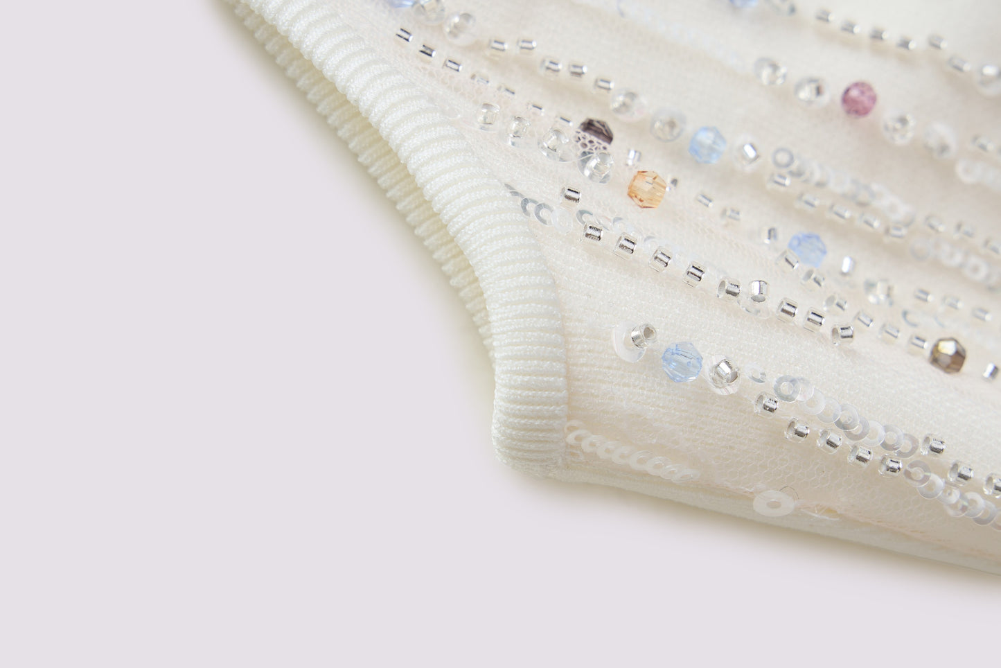 Full of bead wool