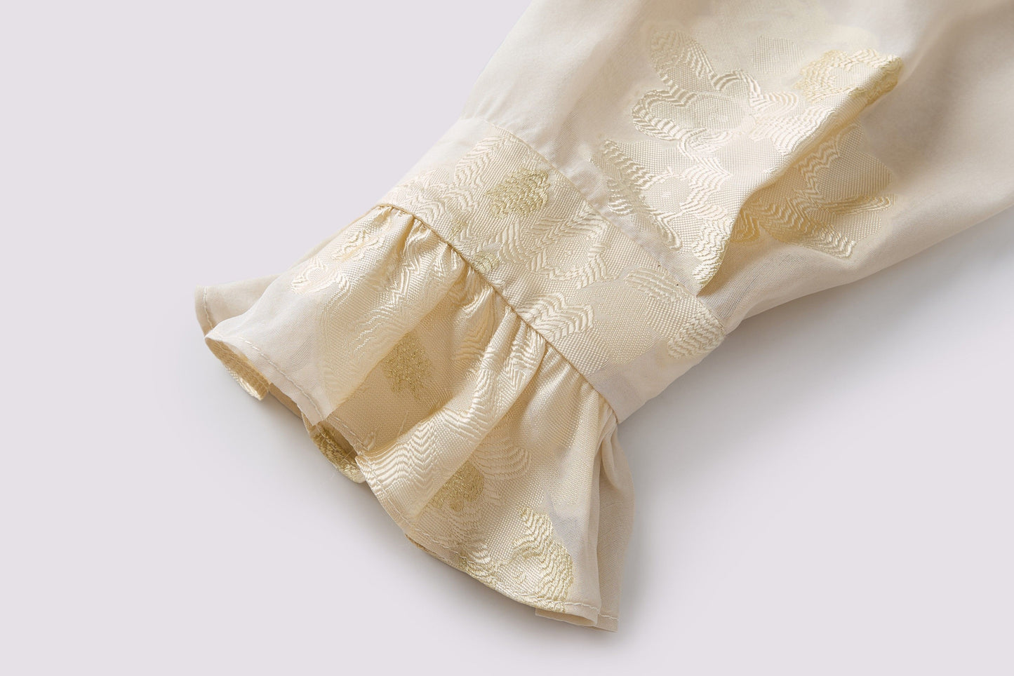 Jacquard top made of mulberry silk
