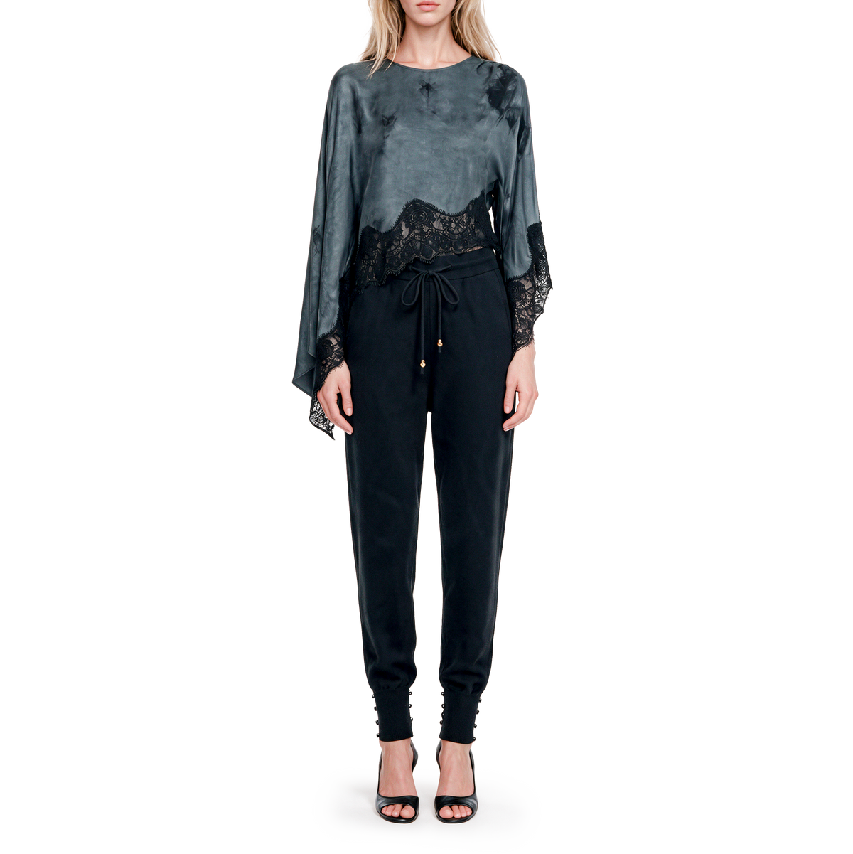 Tight-fitting woolen trousers